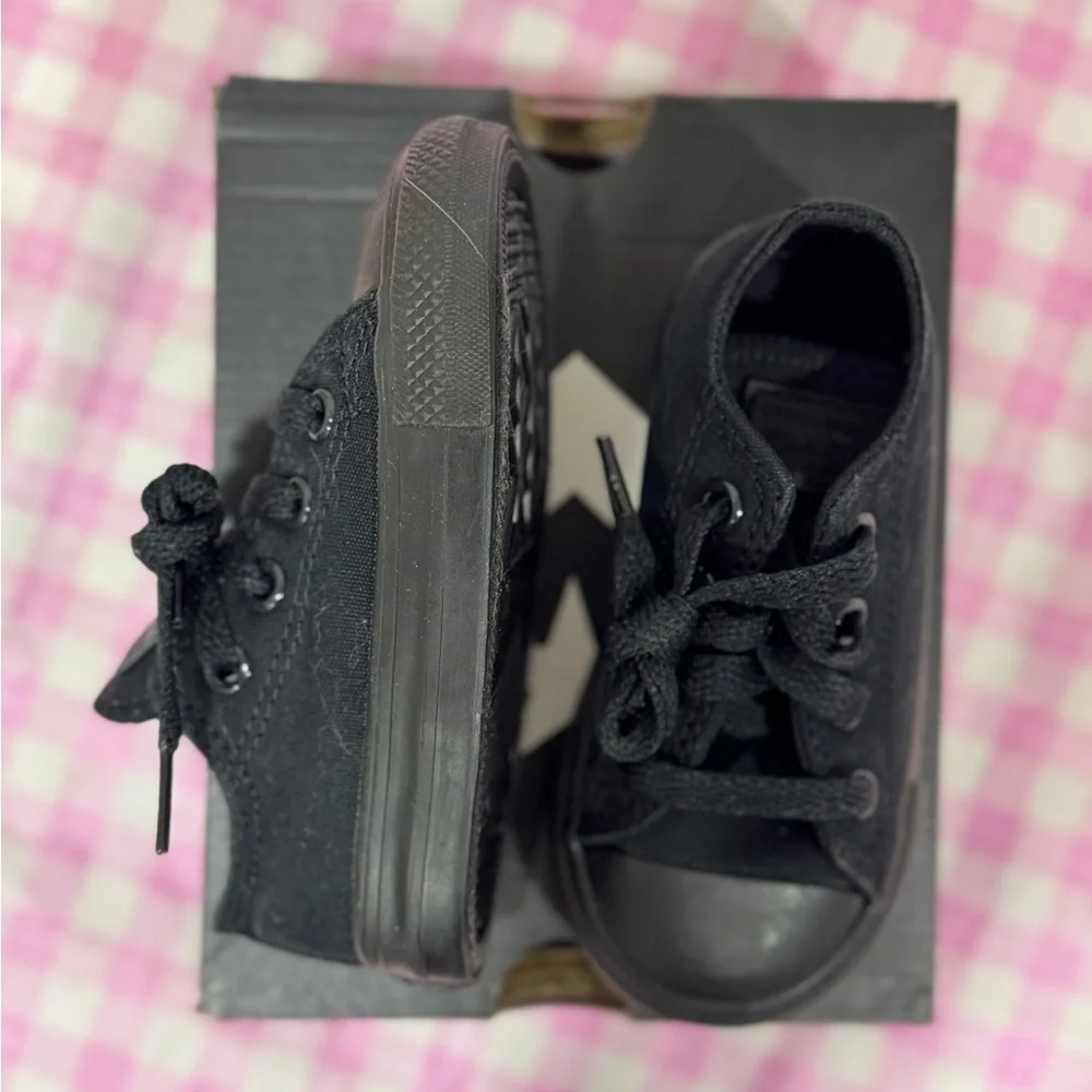 Converse Kids Black Low-Top Canvas Sneakers